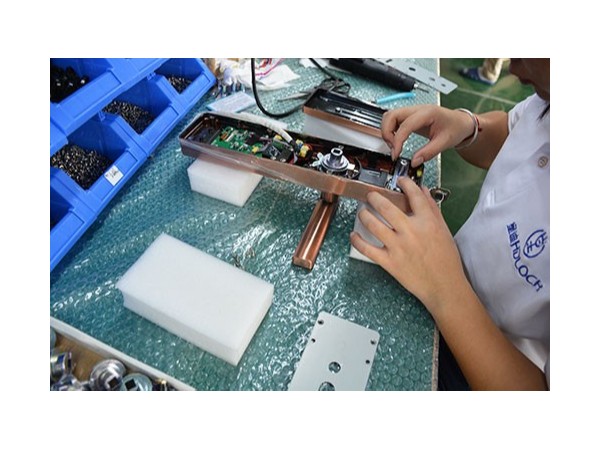 加盟商去智能鎖廠家實地考察應(yīng)該注意什么？