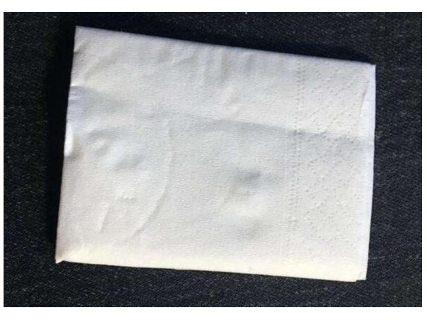 家里裝了指紋鎖，但是手容易出汗，打不上指紋怎么辦？