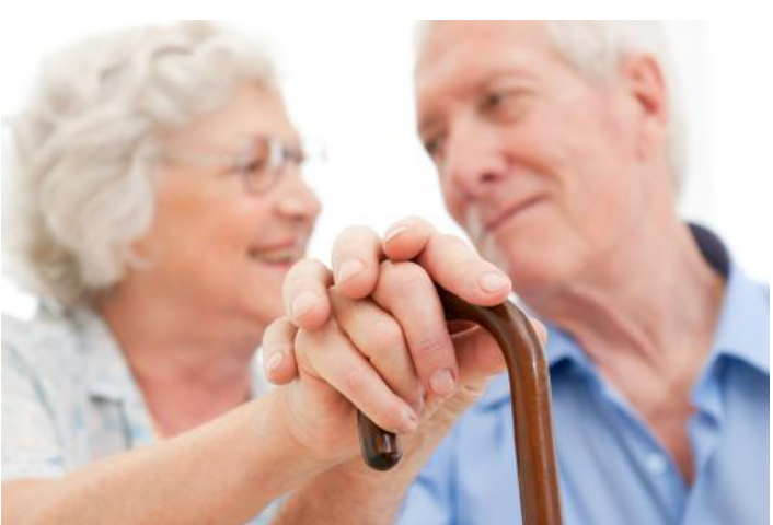 父母老去的時(shí)候，我們能做點(diǎn)啥，深圳智能鎖廠家給你支招