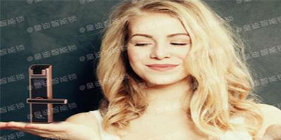 人臉識(shí)別智能門(mén)鎖介紹